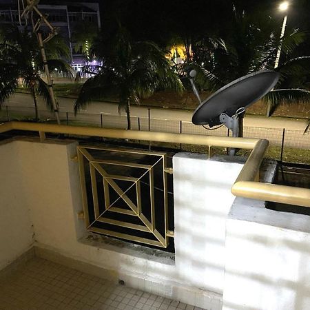 Purnama Homestay At Oceanview Resort بورت ديكسون المظهر الخارجي الصورة