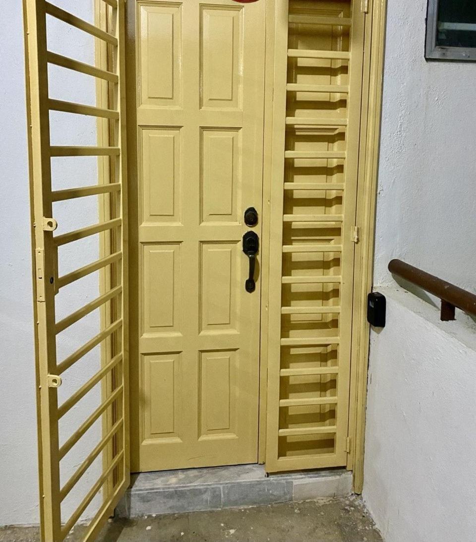 Purnama Homestay At Oceanview Resort بورت ديكسون المظهر الخارجي الصورة