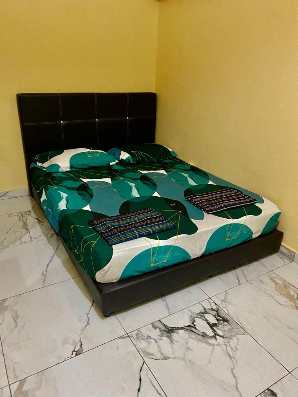 Purnama Homestay At Oceanview Resort بورت ديكسون المظهر الخارجي الصورة